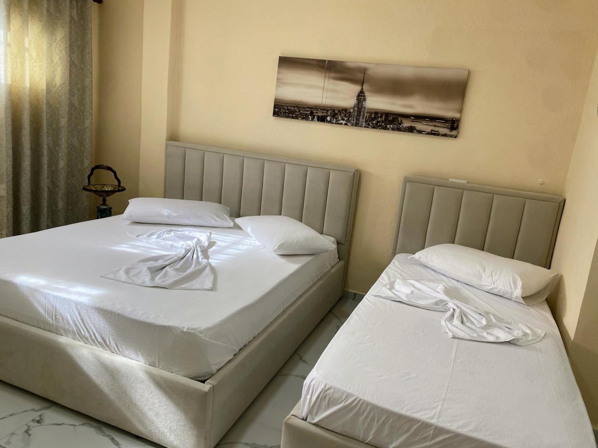 Aron's House * Krujë